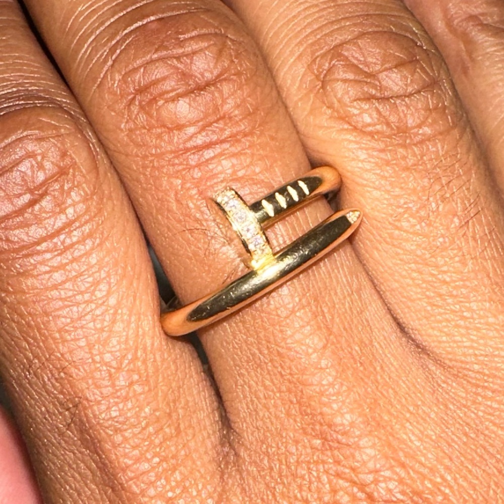 Authentic Cartier Juste un clou ring